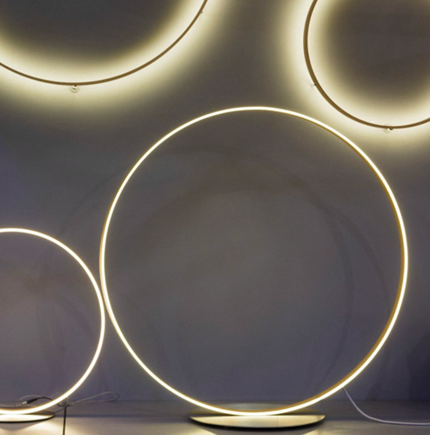 Henri Bursztyn _O LED Table Lamp