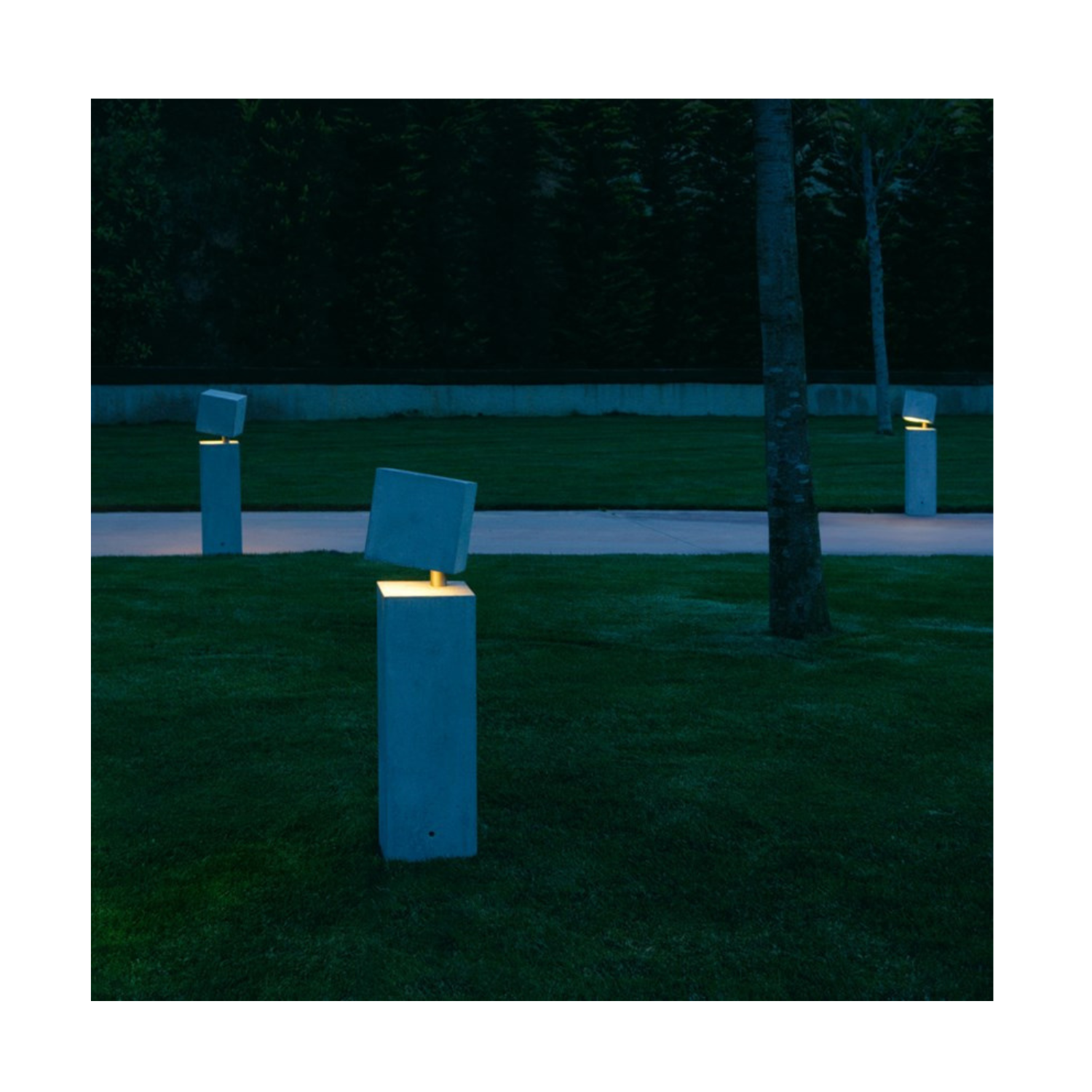 Vibia Break Exterior Bollard - Lights Zone