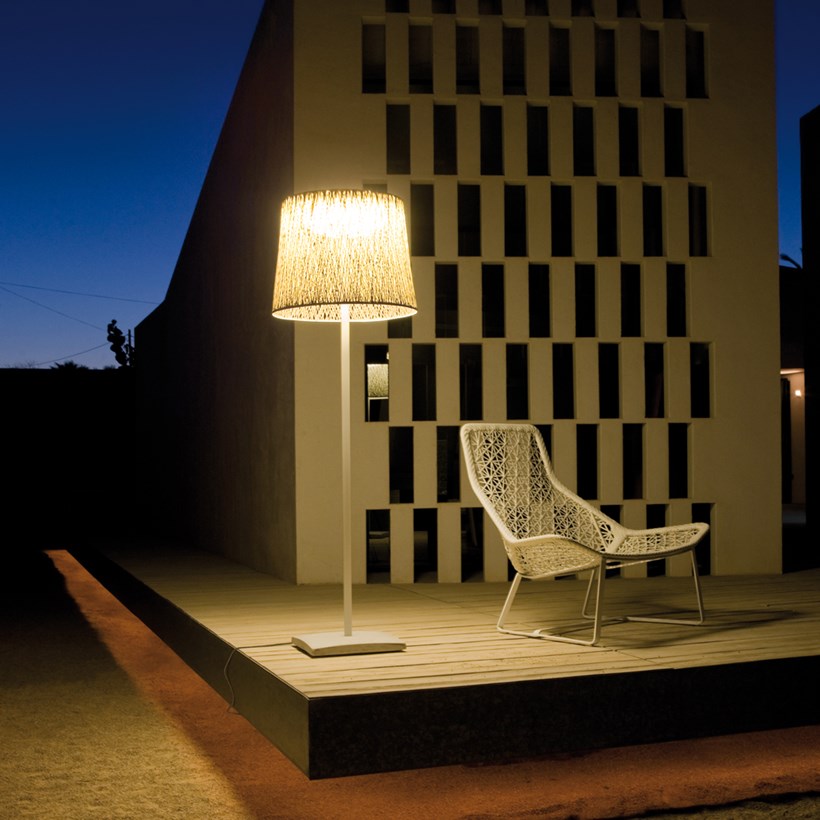Vibia Wind Slim LED Exterior Floor Lamp - Lights Zone
