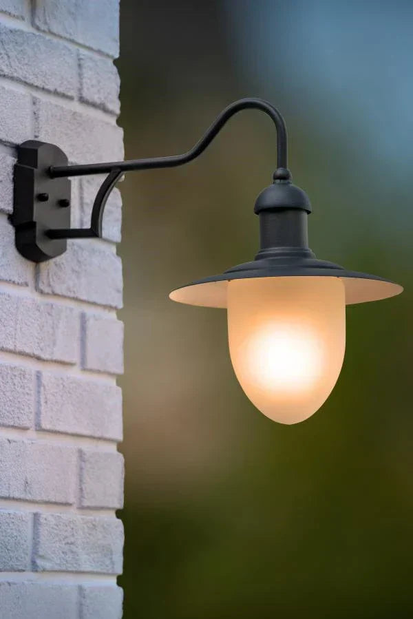 Installing and Styling Wall Lights to Enhance Your Home Decor