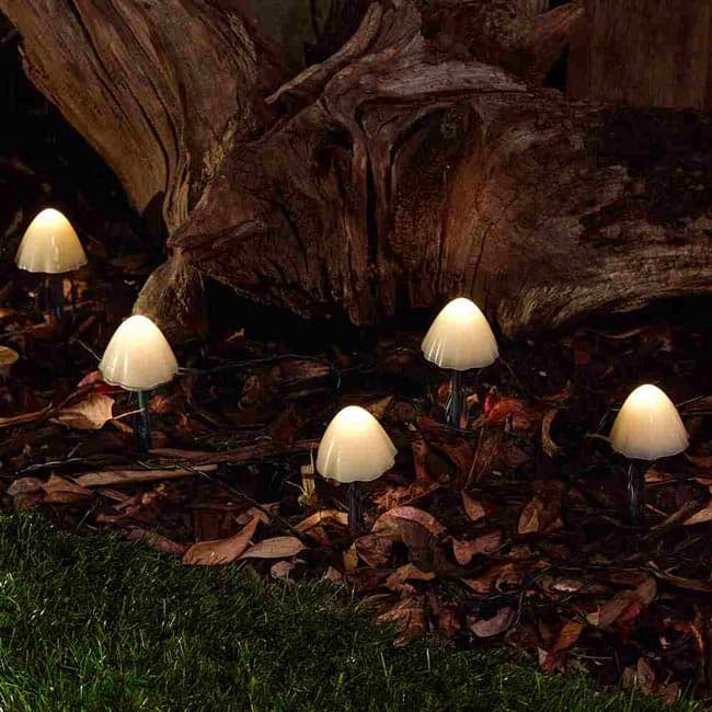 Suri Forest Mushroom Solar LED Stake Lights – Set of 12 (IP44)