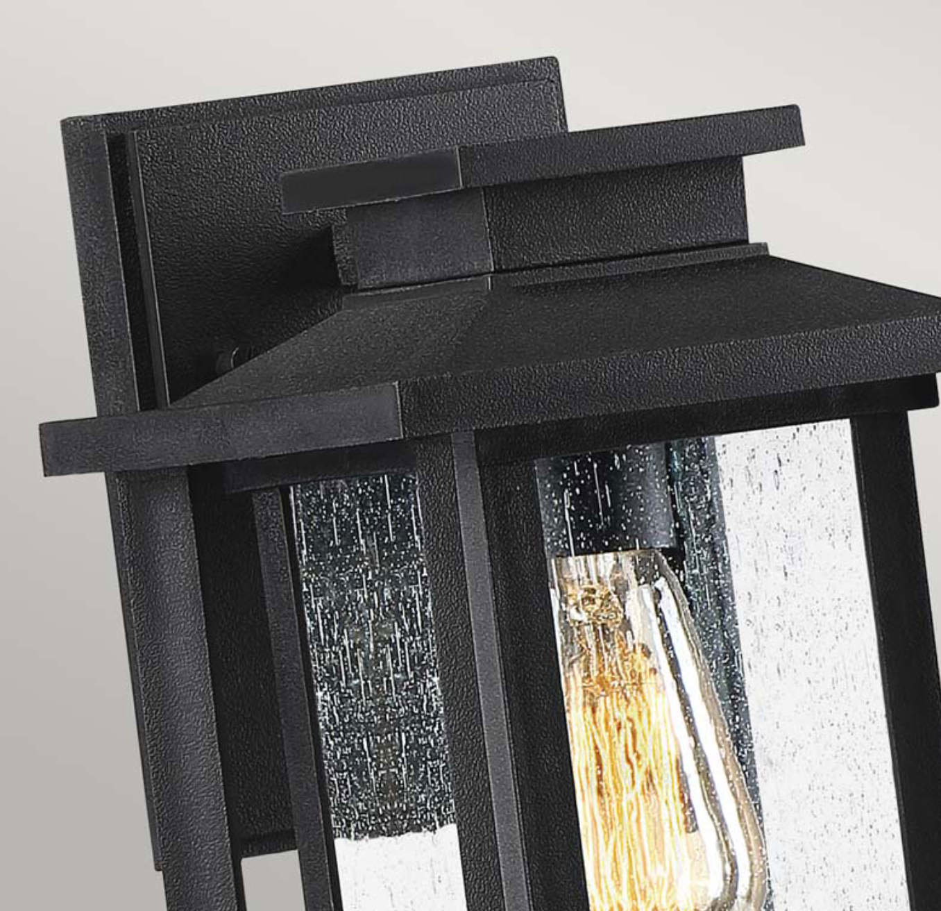 Quoizel Wakefield Small Outdoor Wall Light – Black with Clear Seeded Glass